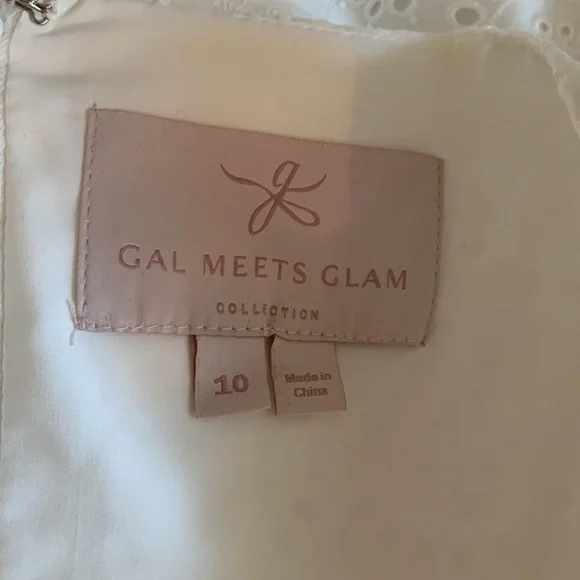 Gal Meets Glam Blythe Scalloped Dress - Picture 8 of 8